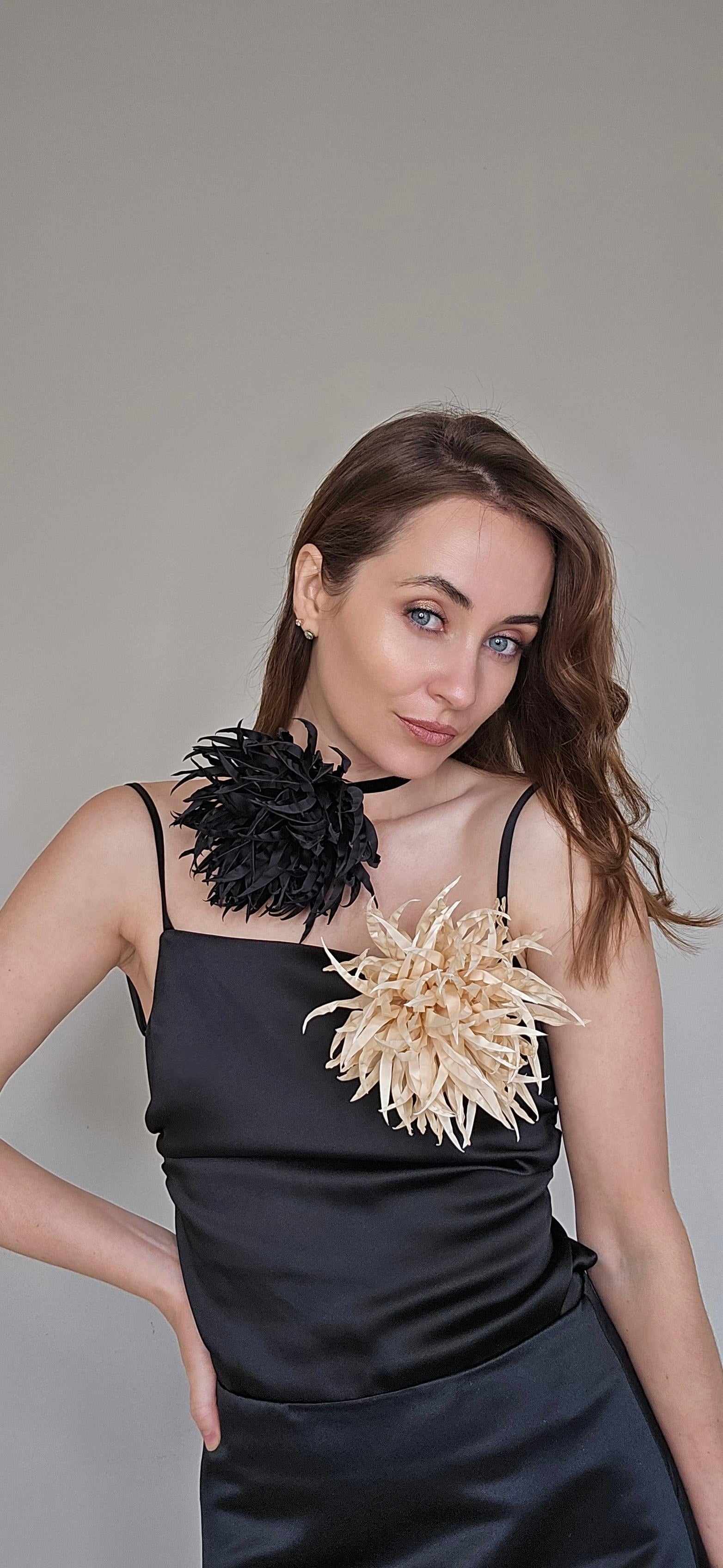 Aster Creme brulee BROOCH