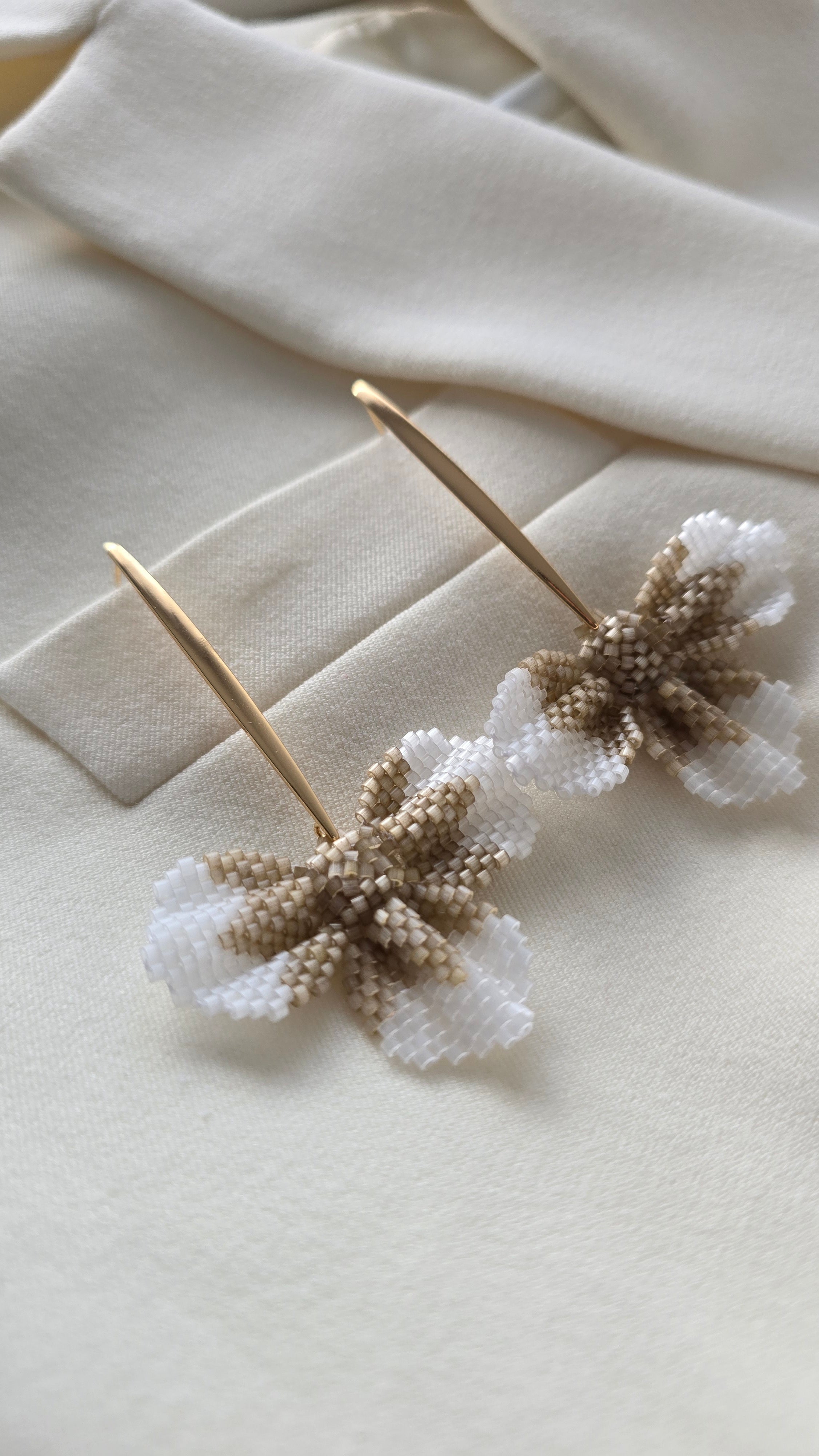 Long earrings sparkling
